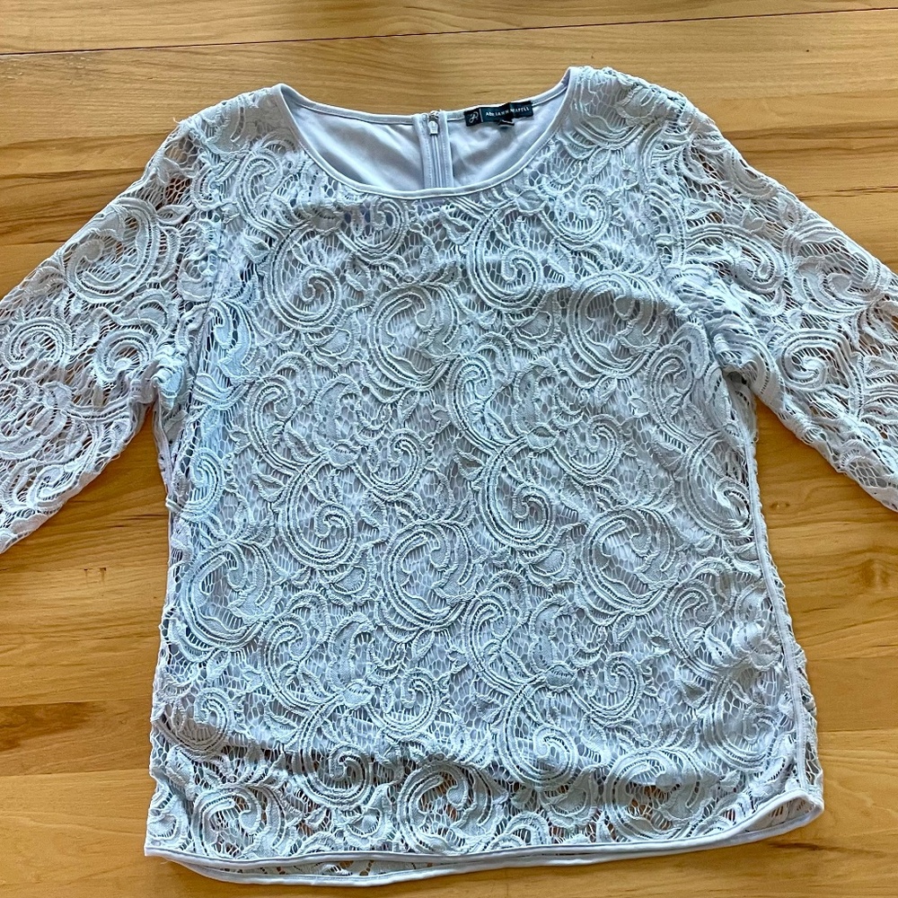Adianna Papell 3/4 sleeve sheer lined top